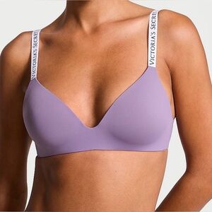 Victoria’s Secret Wireless T-Shirt Bra